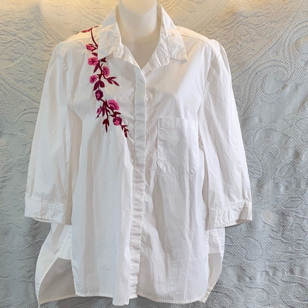 Athena Marie Elegant White Shirt with Pink Floral Embroidery Size XL - Picture 2 of 6